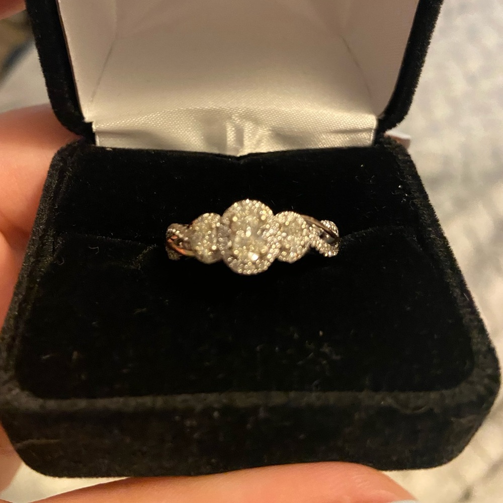 Vera Wang engagement ring